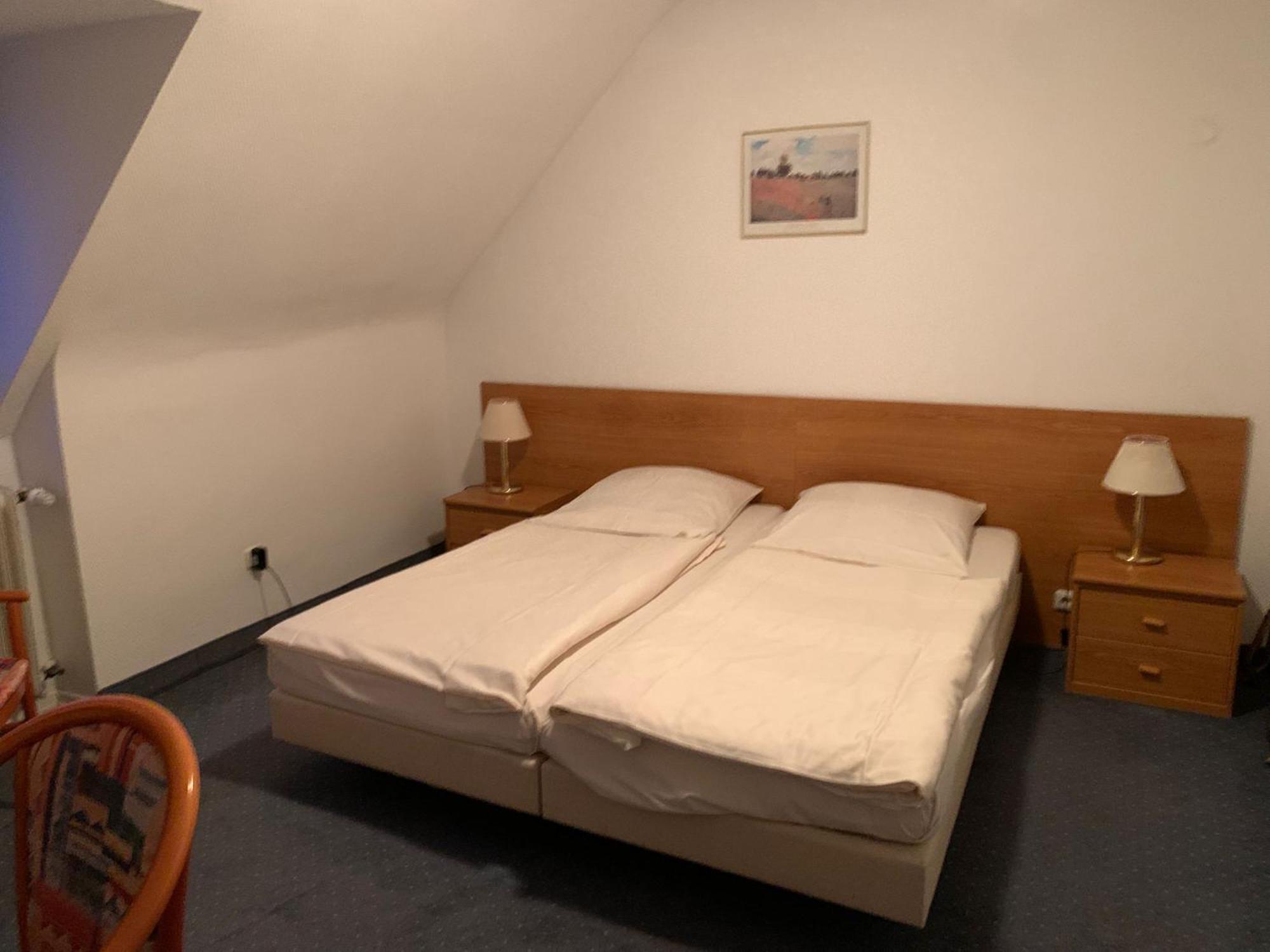פרנקפורט Waldhotel Hensel'S Felsenkeller מראה חיצוני תמונה